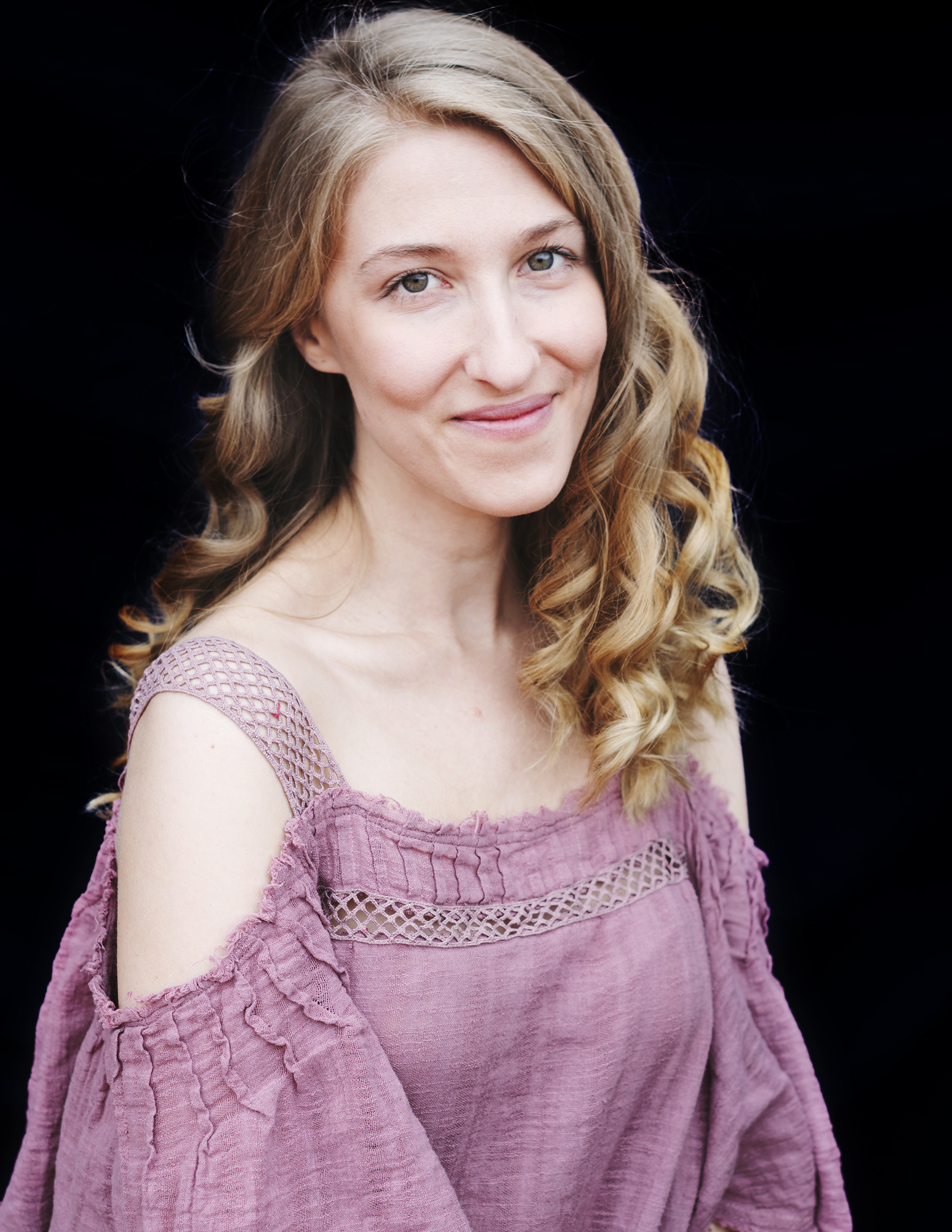Headshot photo of Brooke Mastrmatteo Shaden '05